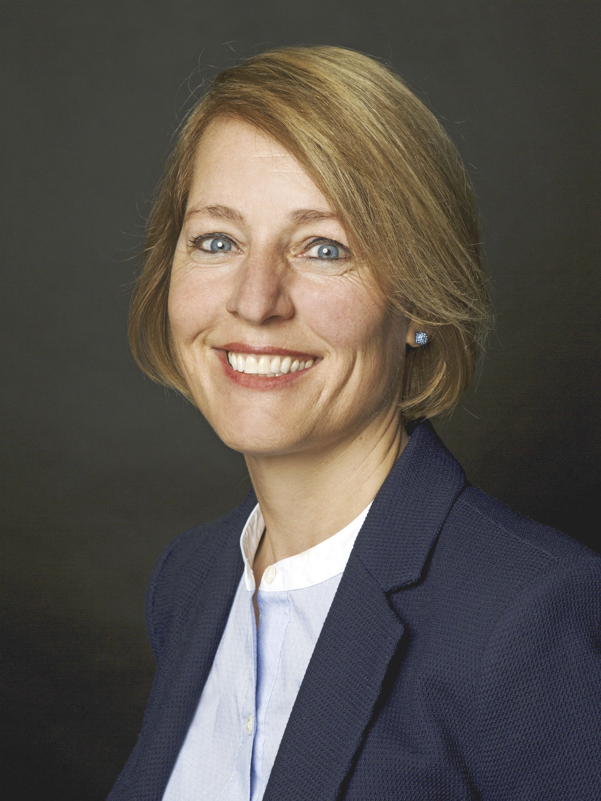 Dr. Andreja Wieser